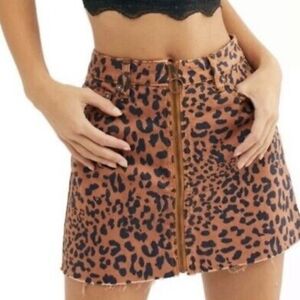 We the Free by Free People leopard print denim mini skirt sz 30